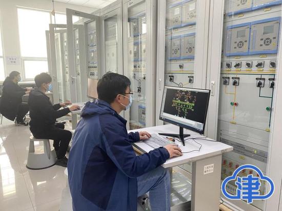 凯发电气获19家机构调研：公司一直重视产学研合作与诸多高校建立了多层次的合作关系自主研发的供电教学仿真系统已在几十所高校及科研院所中得到应用（附调研问答）